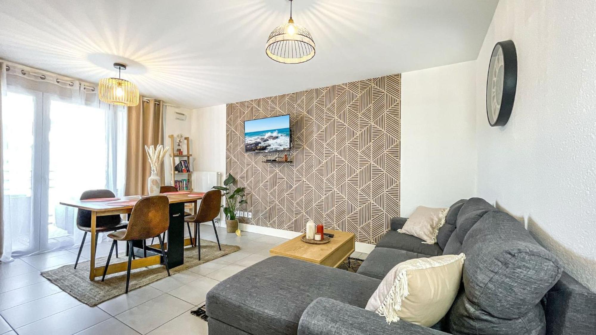 Homey Chloe - New - Parking Gratuit - Balcon Prive - Proche Geneve Аннемас Экстерьер фото
