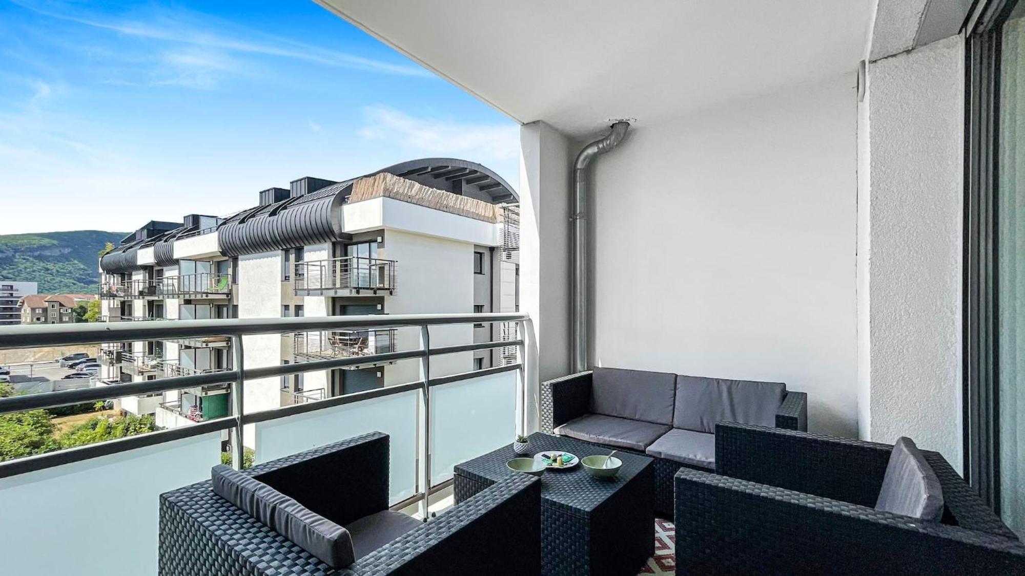Homey Chloe - New - Parking Gratuit - Balcon Prive - Proche Geneve Аннемас Экстерьер фото